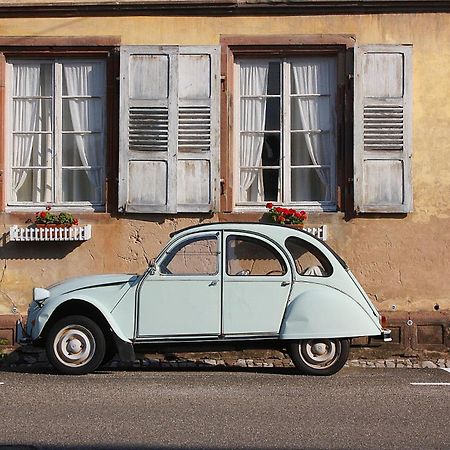 Chez Romane - Appartement Avec Parking Рикевір Екстер'єр фото